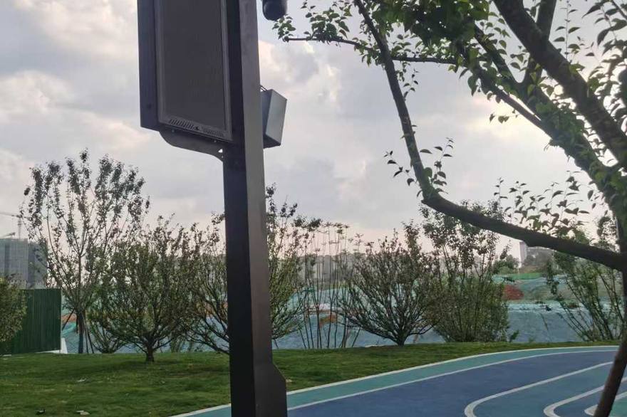 北海市太阳能路灯应用场景实拍