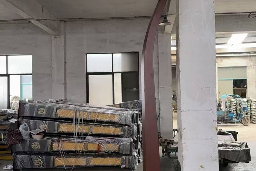 玉林市太阳能路灯应用场景实拍